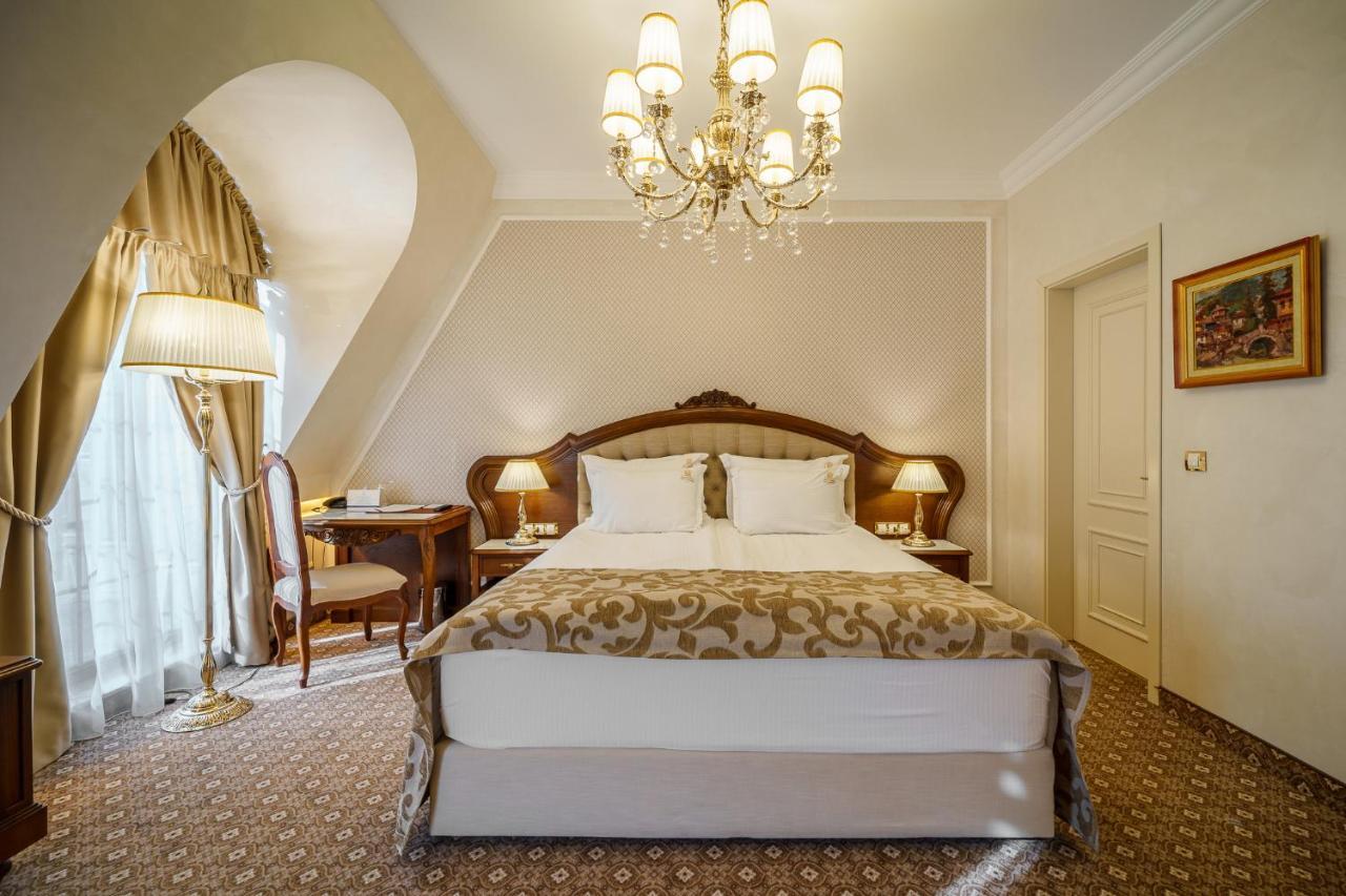 Residence City Garden - Certificate Of Excellence Top 10 Best Five-Stars City Hotels For 2024 Awarded By Htif Plovdiv Eksteriør bilde