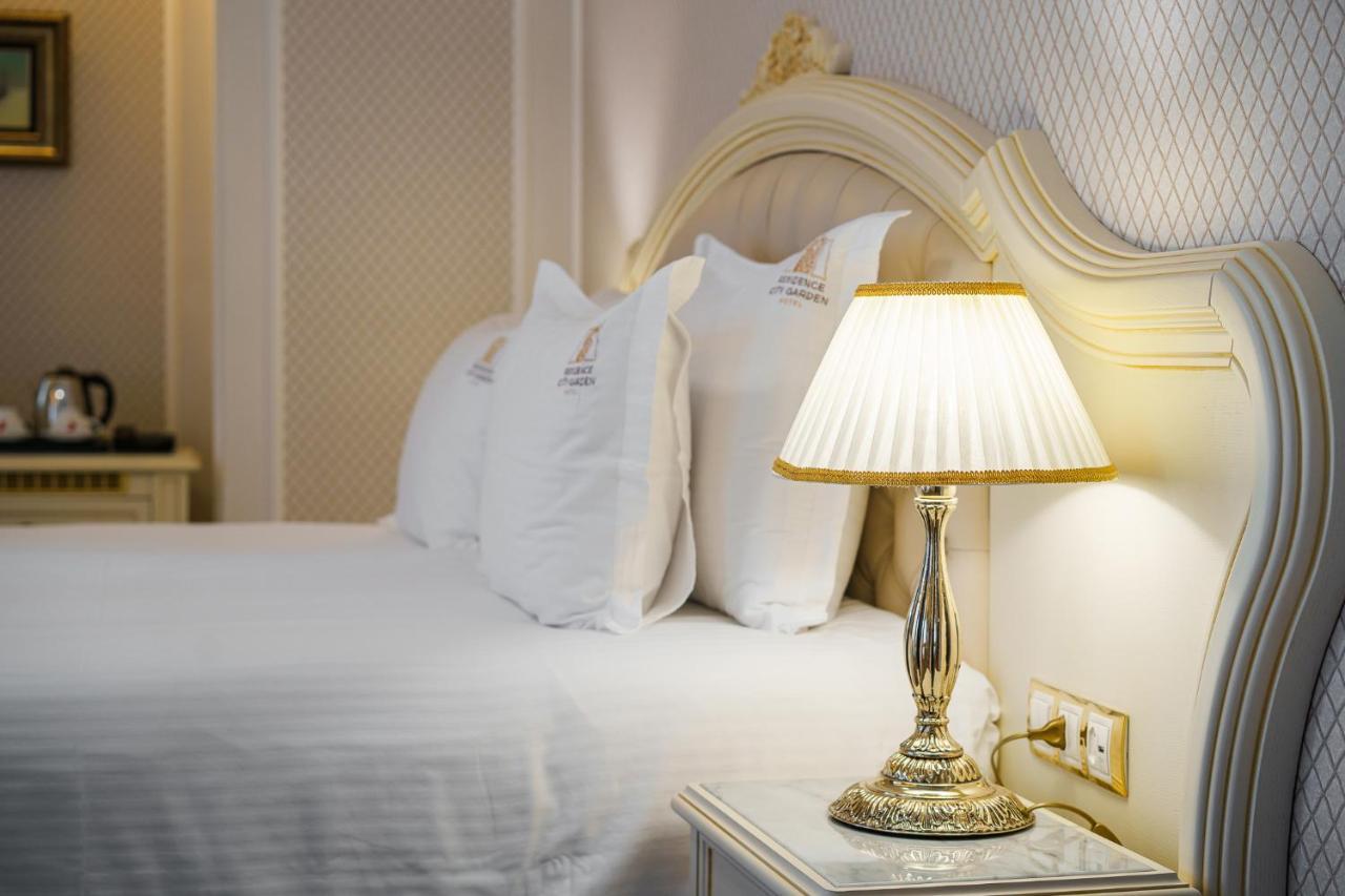 Residence City Garden - Certificate Of Excellence Top 10 Best Five-Stars City Hotels For 2024 Awarded By Htif Plovdiv Eksteriør bilde