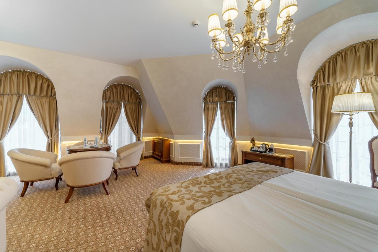 Residence City Garden - Certificate Of Excellence Top 10 Best Five-Stars City Hotels For 2024 Awarded By Htif Plovdiv Eksteriør bilde