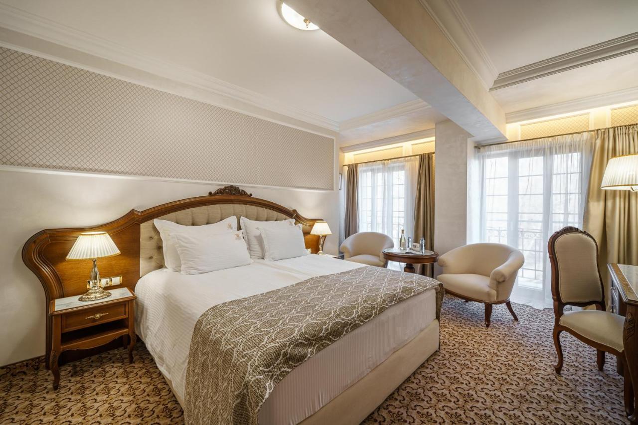 Residence City Garden - Certificate Of Excellence Top 10 Best Five-Stars City Hotels For 2024 Awarded By Htif Plovdiv Eksteriør bilde