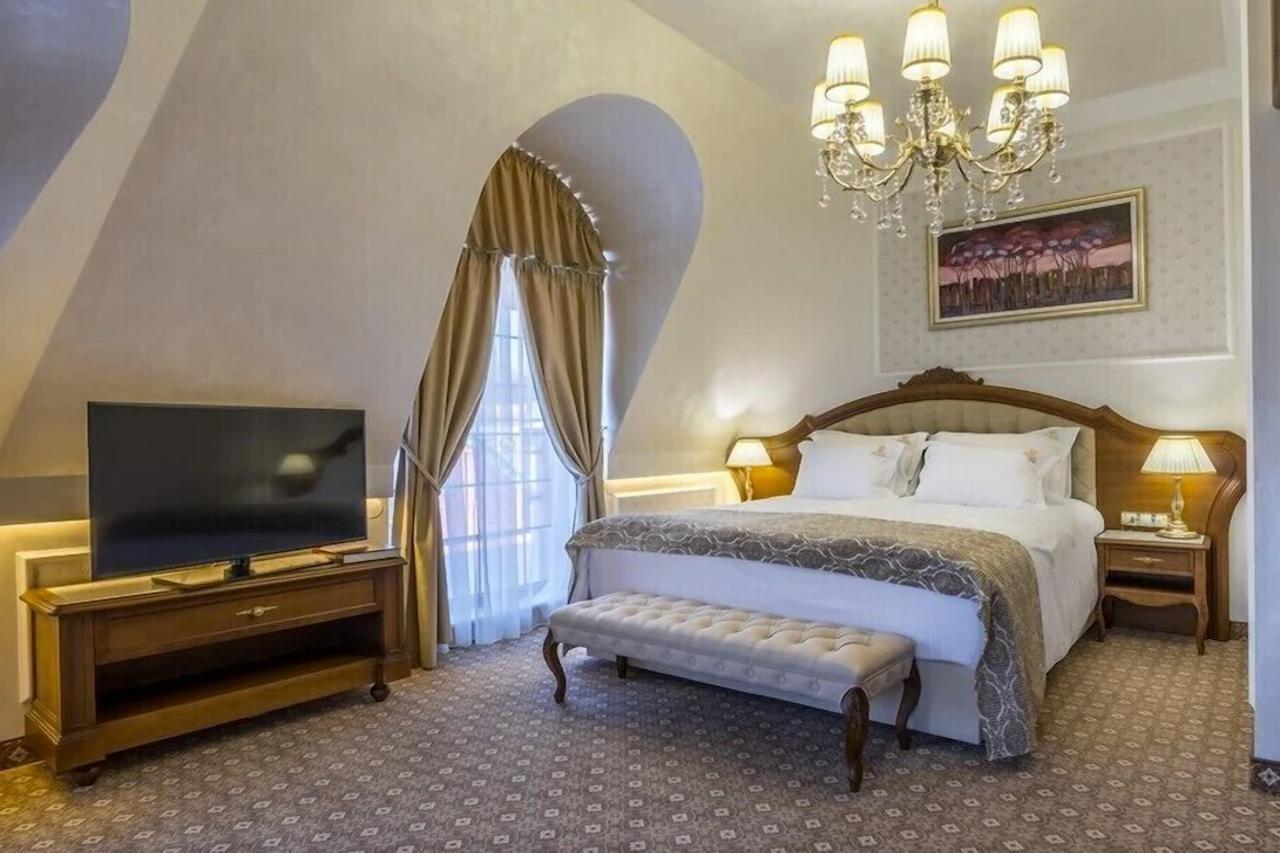 Residence City Garden - Certificate Of Excellence Top 10 Best Five-Stars City Hotels For 2024 Awarded By Htif Plovdiv Eksteriør bilde