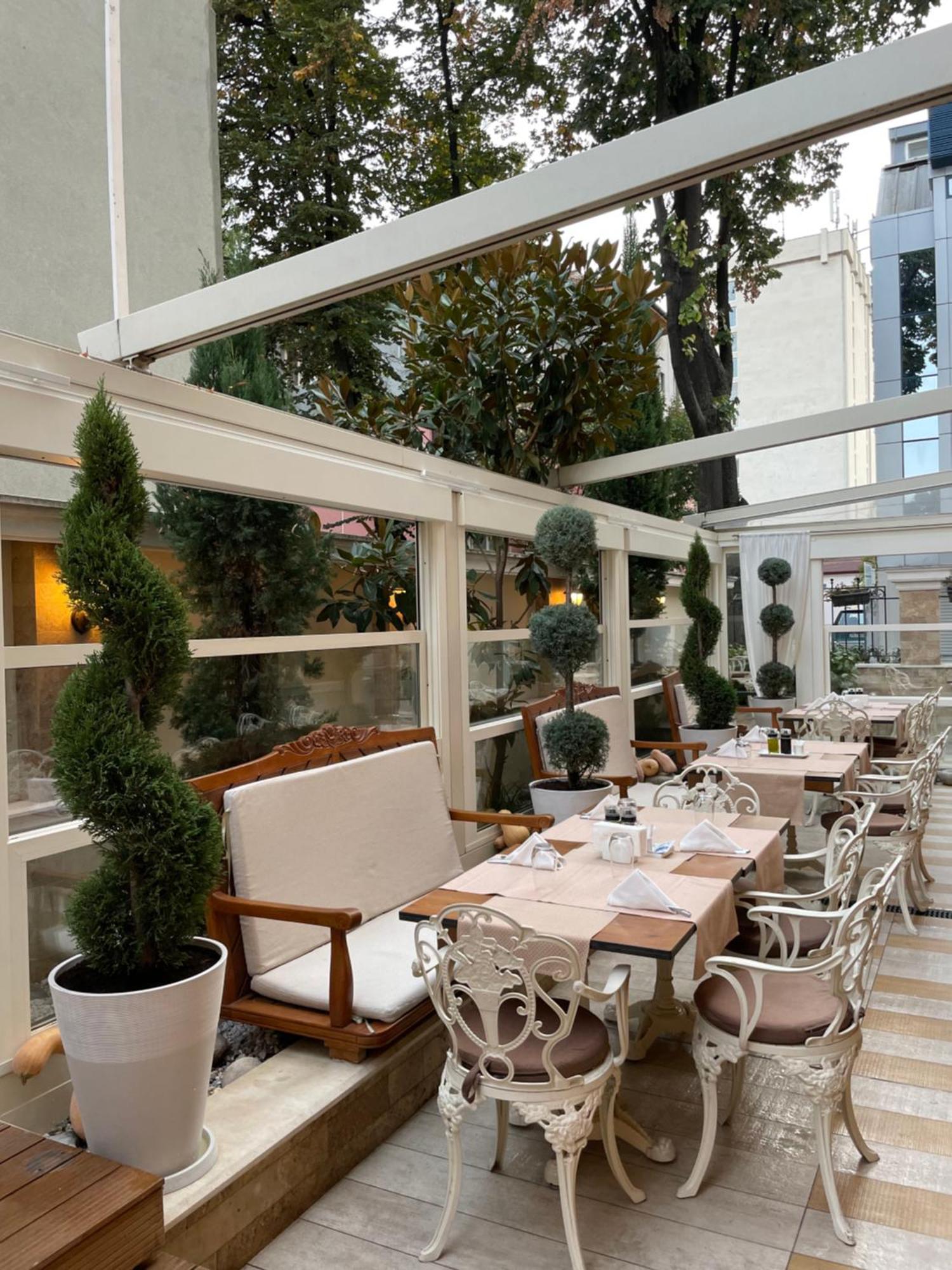 Residence City Garden - Certificate Of Excellence Top 10 Best Five-Stars City Hotels For 2024 Awarded By Htif Plovdiv Eksteriør bilde