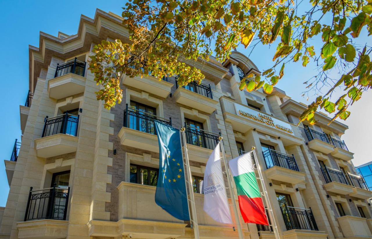 Residence City Garden - Certificate Of Excellence Top 10 Best Five-Stars City Hotels For 2024 Awarded By Htif Plovdiv Eksteriør bilde