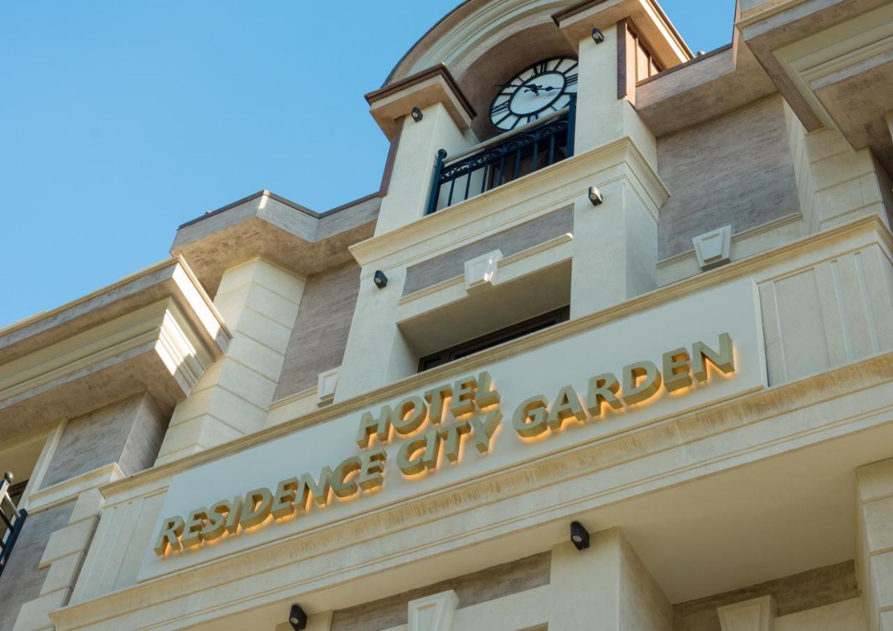 Residence City Garden - Certificate Of Excellence Top 10 Best Five-Stars City Hotels For 2024 Awarded By Htif Plovdiv Eksteriør bilde