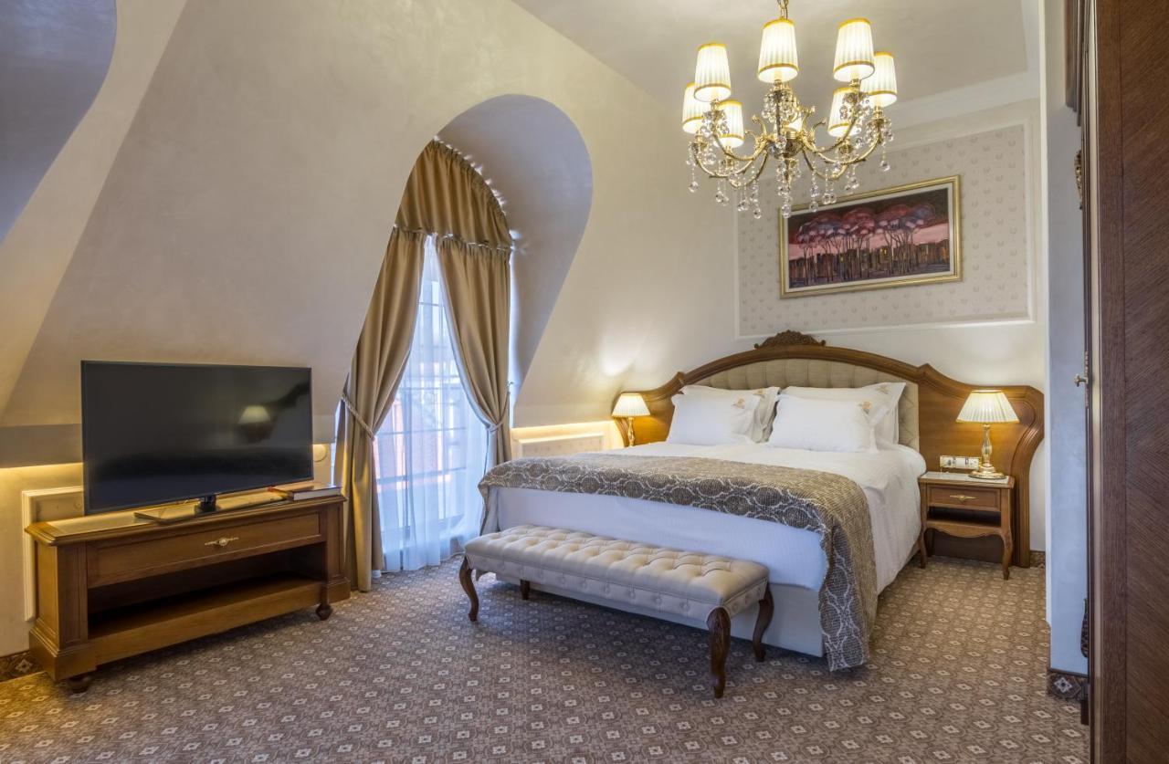Residence City Garden - Certificate Of Excellence Top 10 Best Five-Stars City Hotels For 2024 Awarded By Htif Plovdiv Eksteriør bilde