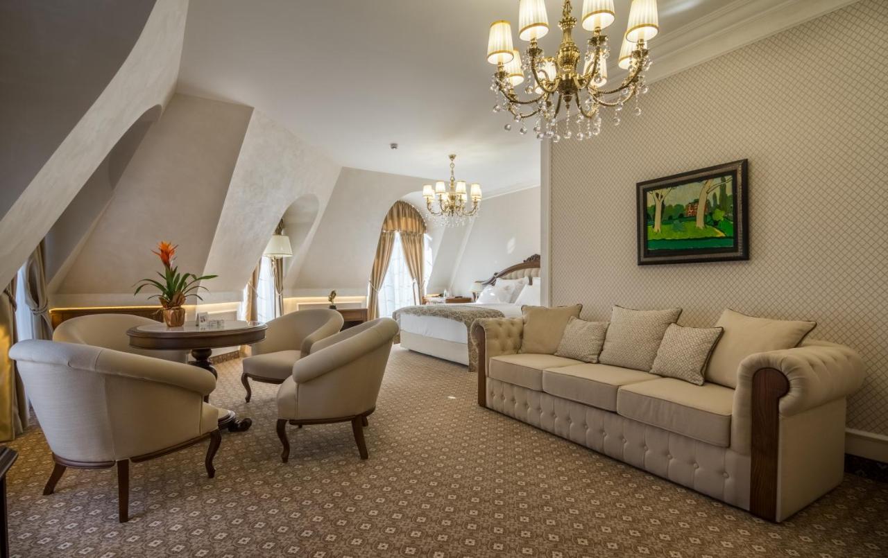 Residence City Garden - Certificate Of Excellence Top 10 Best Five-Stars City Hotels For 2024 Awarded By Htif Plovdiv Eksteriør bilde