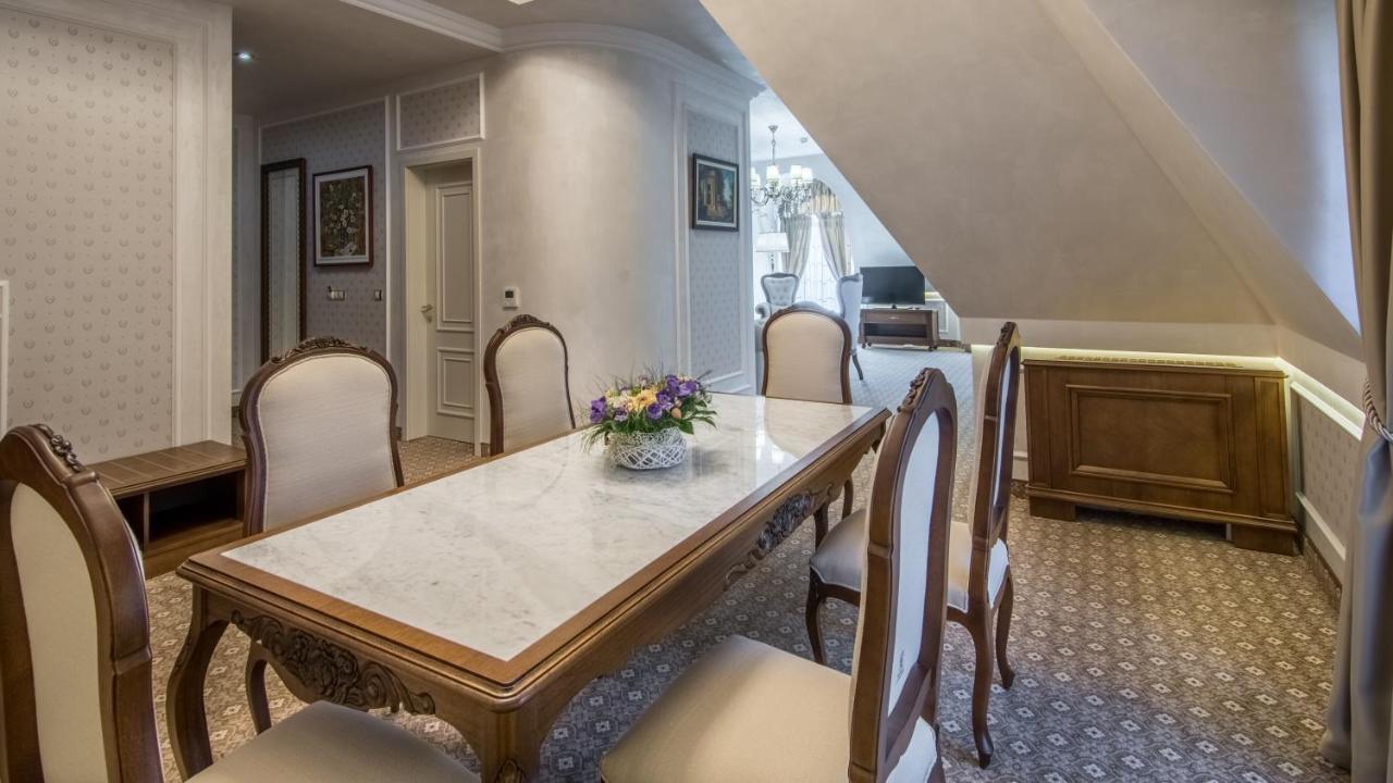 Residence City Garden - Certificate Of Excellence Top 10 Best Five-Stars City Hotels For 2024 Awarded By Htif Plovdiv Eksteriør bilde